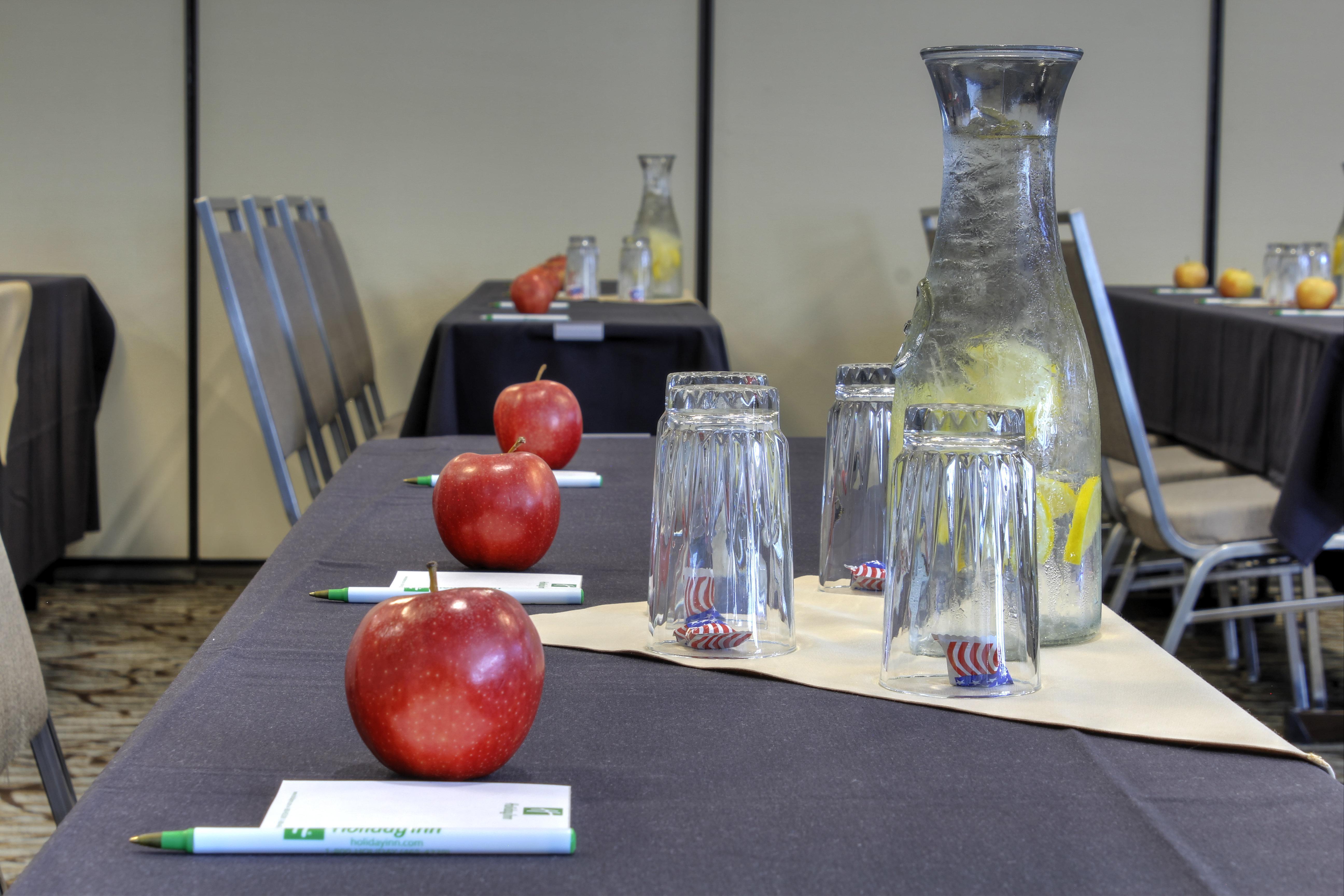 Holiday Inn Cody - Convention Center By Ihg Экстерьер фото